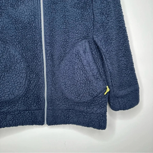 Lululemon True Navy Oh So Sherpa Jacket Size 2 - Picture 7 of 16